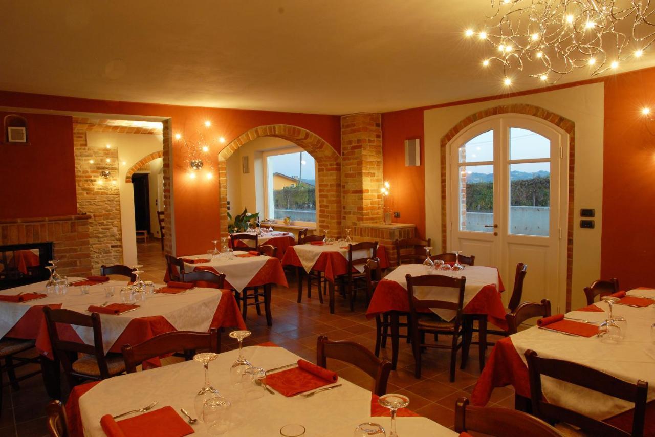 Agriturismo Cinque Camini San Marzano Oliveto ภายนอก รูปภาพ
